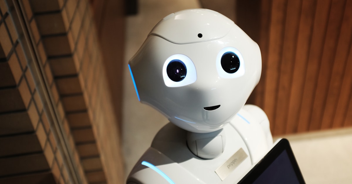 AI sales agents automating SDR tasks like outreach and lead qualification